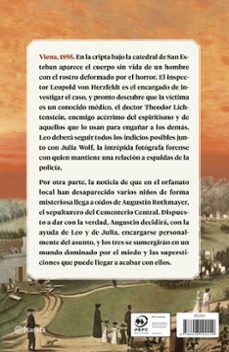 el sepulturero y el crimen de la cripta-oliver potzsch-9788408292449