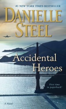 accidental heroes-9781101884119